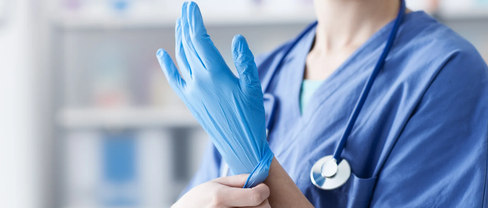 Iritacinis kontaktinis dermatitas, stomatitas odontologijoje